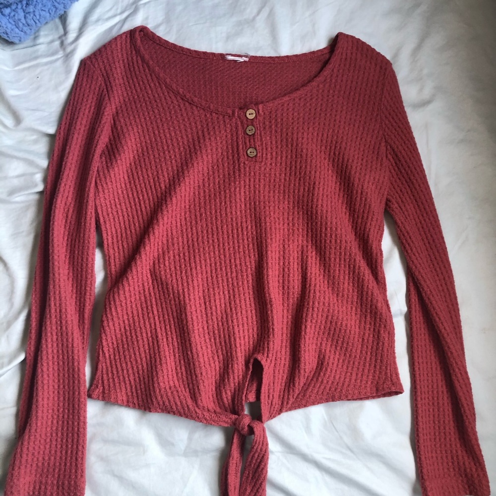 Red ribbed tie waist top